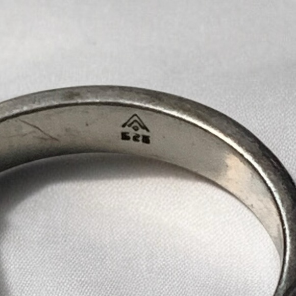 Vintage SILPADA Garnet Sterling Silver Tribal Band Ring Cross Symbols Jewelry - Picture 6 of 12